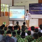 Telkom Regional 2 Salurkan Bantuan Pendidikan